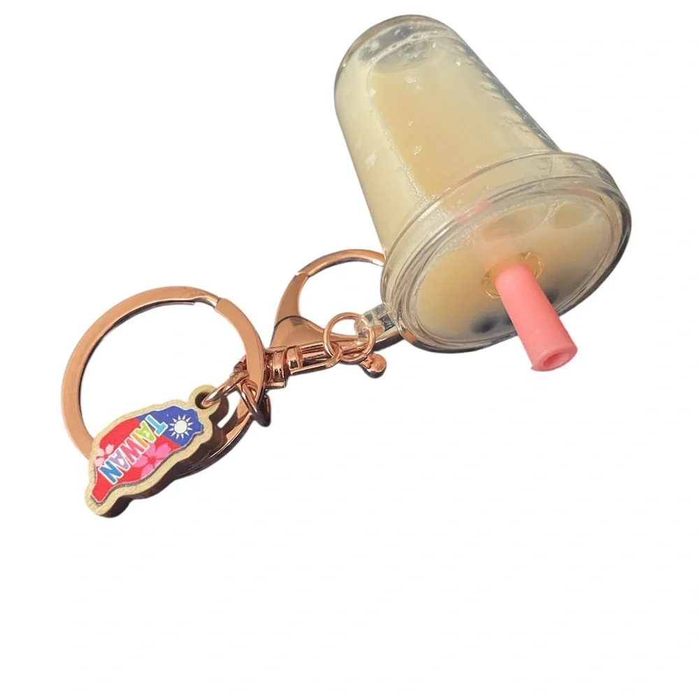 Taiwan Souvenir Boba Milk Tea Keychain Cup‎ Pink Straw Liquid Travel Fob Mini